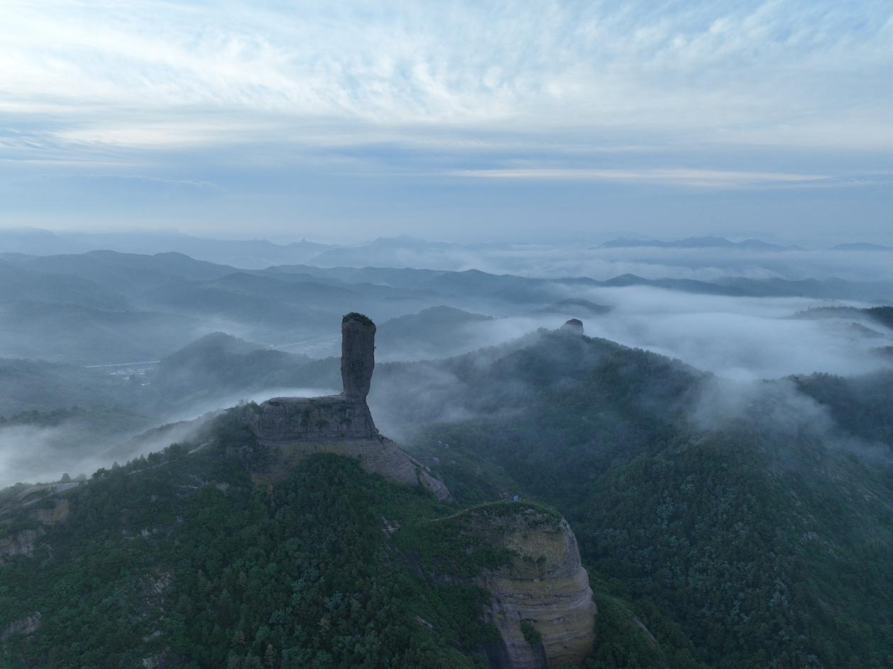 磬錘峰